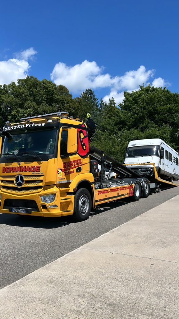 Remorquage avec MERCEDES ACTROS