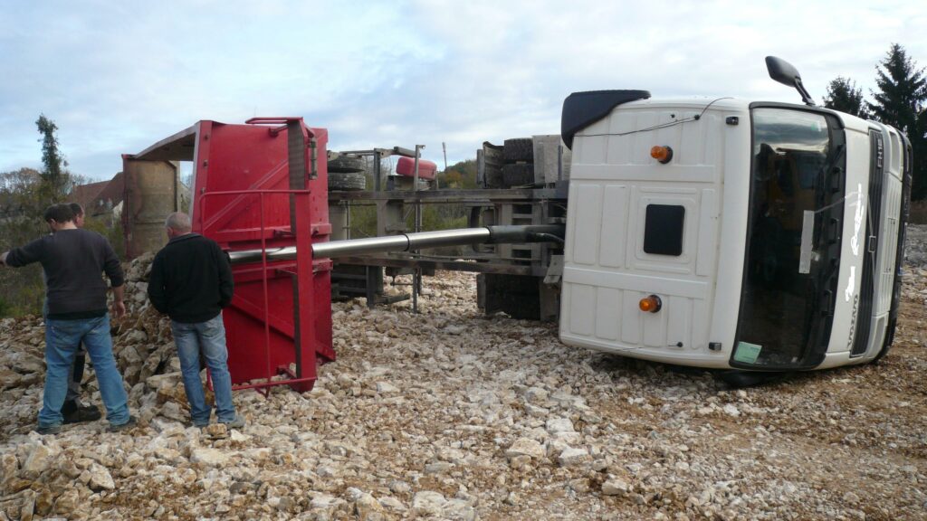 Intervention sur camion benne sur le côté
