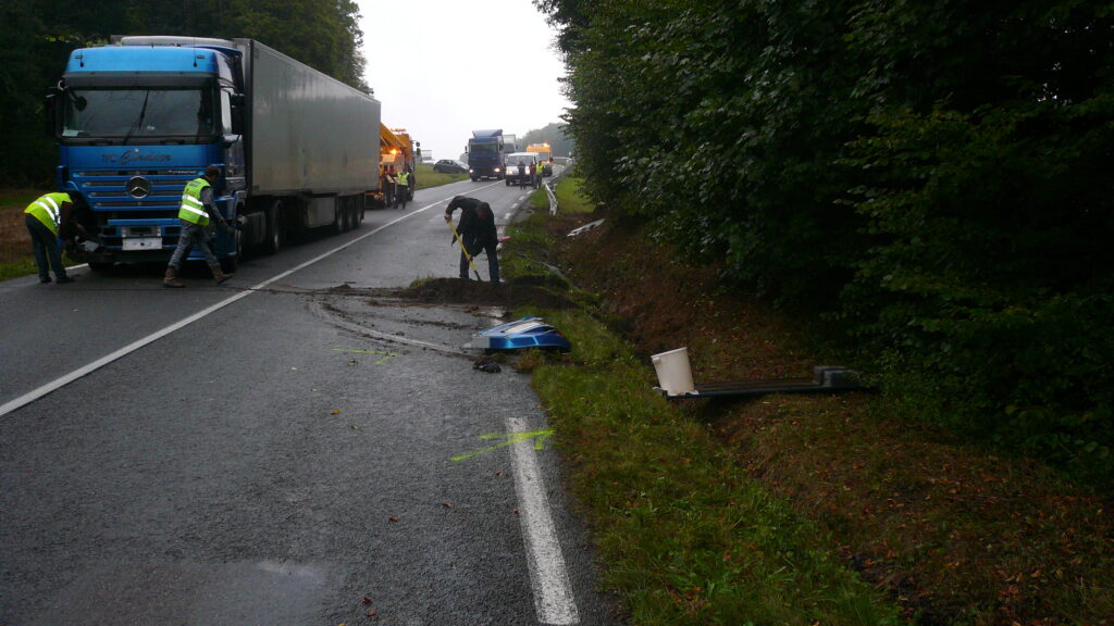 Sortie de route d’un semi remorque