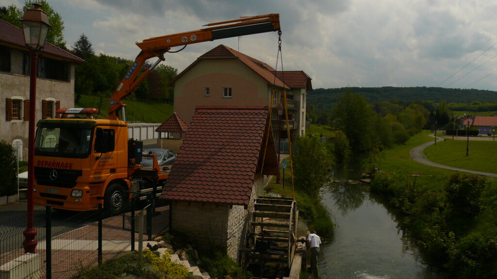 Manutention avec camion grue