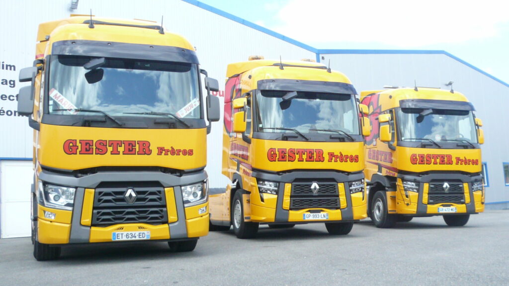 Tracteurs RENAULT